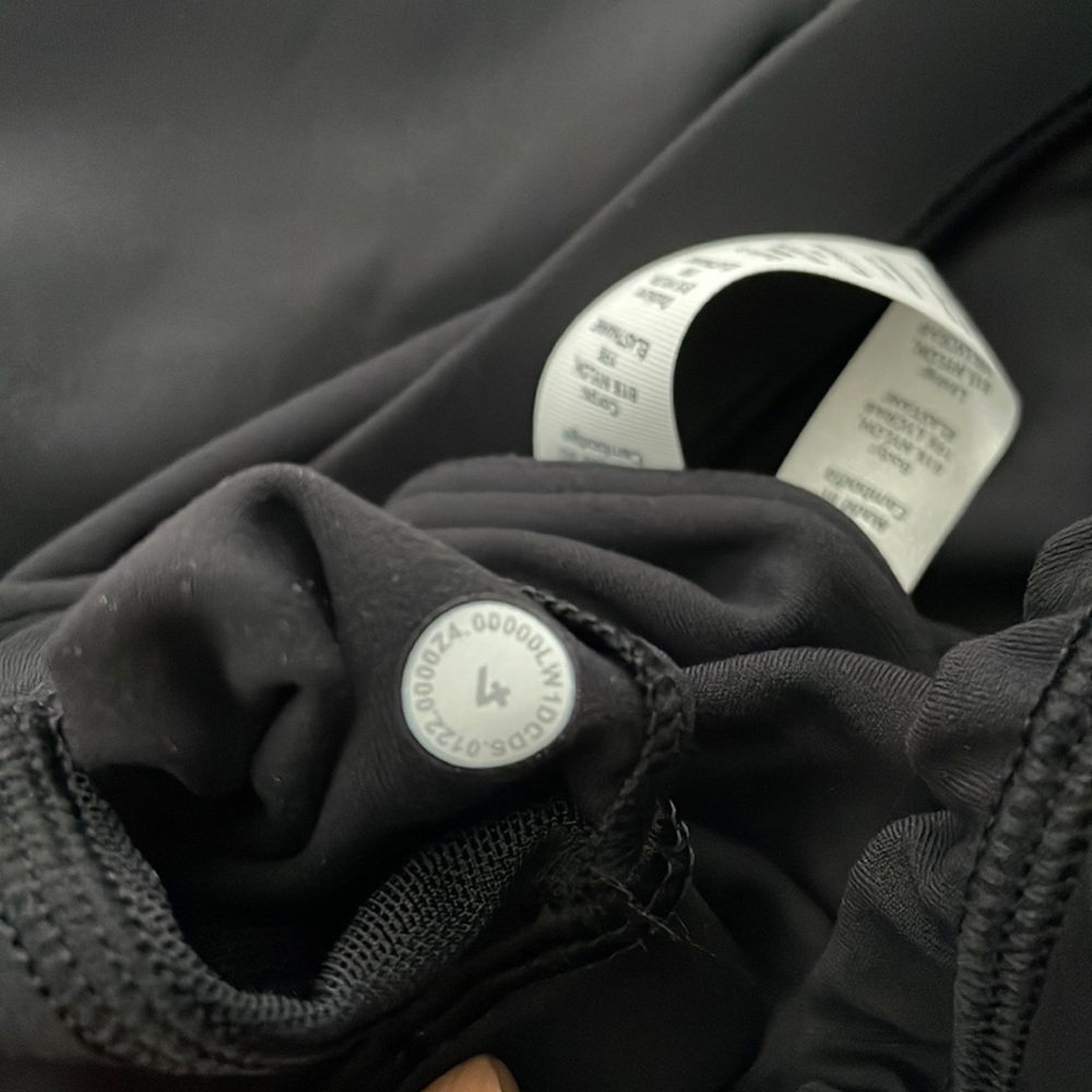 NWT Lululemon Align High-Neck Tank Top Black Size 4 - Picture 5 of 9